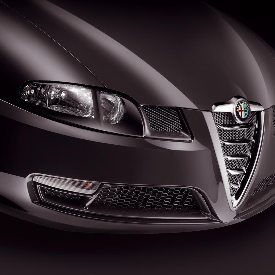 Детали экстерьера Alfa Romeo GT Collezione (937C) 2005 года  (фото 3 из 4)